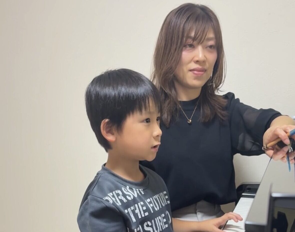 宇都宮市・針ヶ谷・雀宮で幼児ピアノをお考えの方へ｜落ち着きがない子の始め方